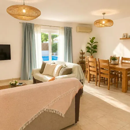 Sunset Villas Retreat Ayia Thekla *